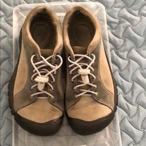 Keen Briggs leather shoes size W6.5